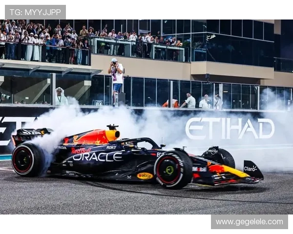 F1赛季激烈角逐 热门车队技术革新引关注 车手争冠战愈加白热化